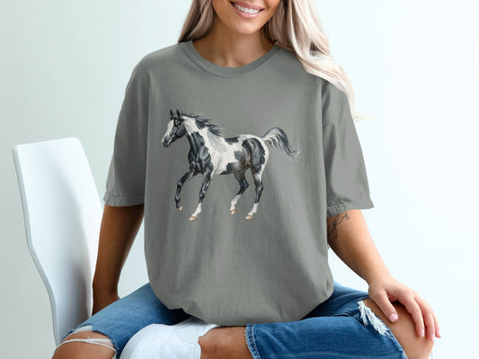Gray t-shirt with a painted black and white horse graphic.