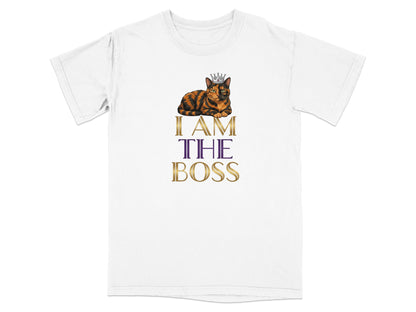 White t-shirt with a cat wearing a crown and "I AM THE BOSS" text.
